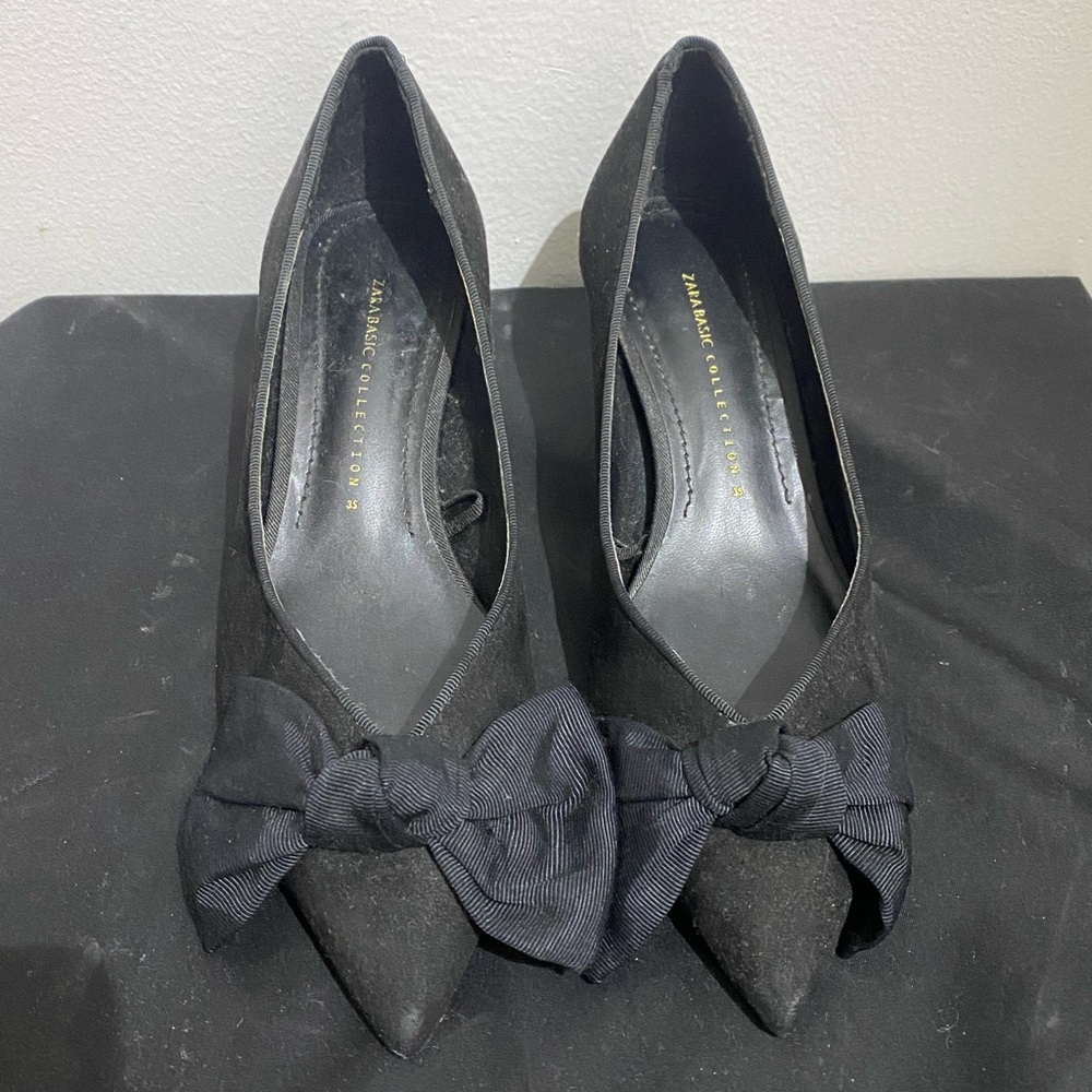 Black heels